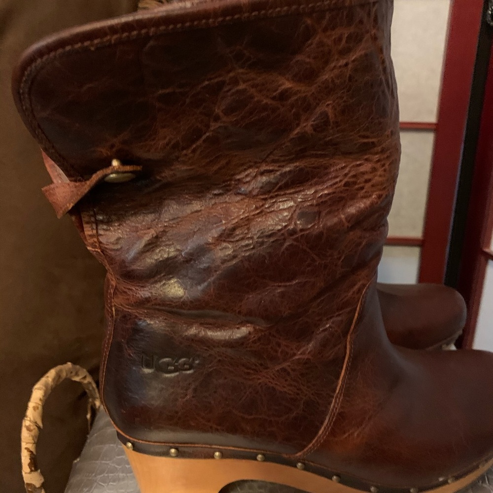 Ugg’s leather bootie